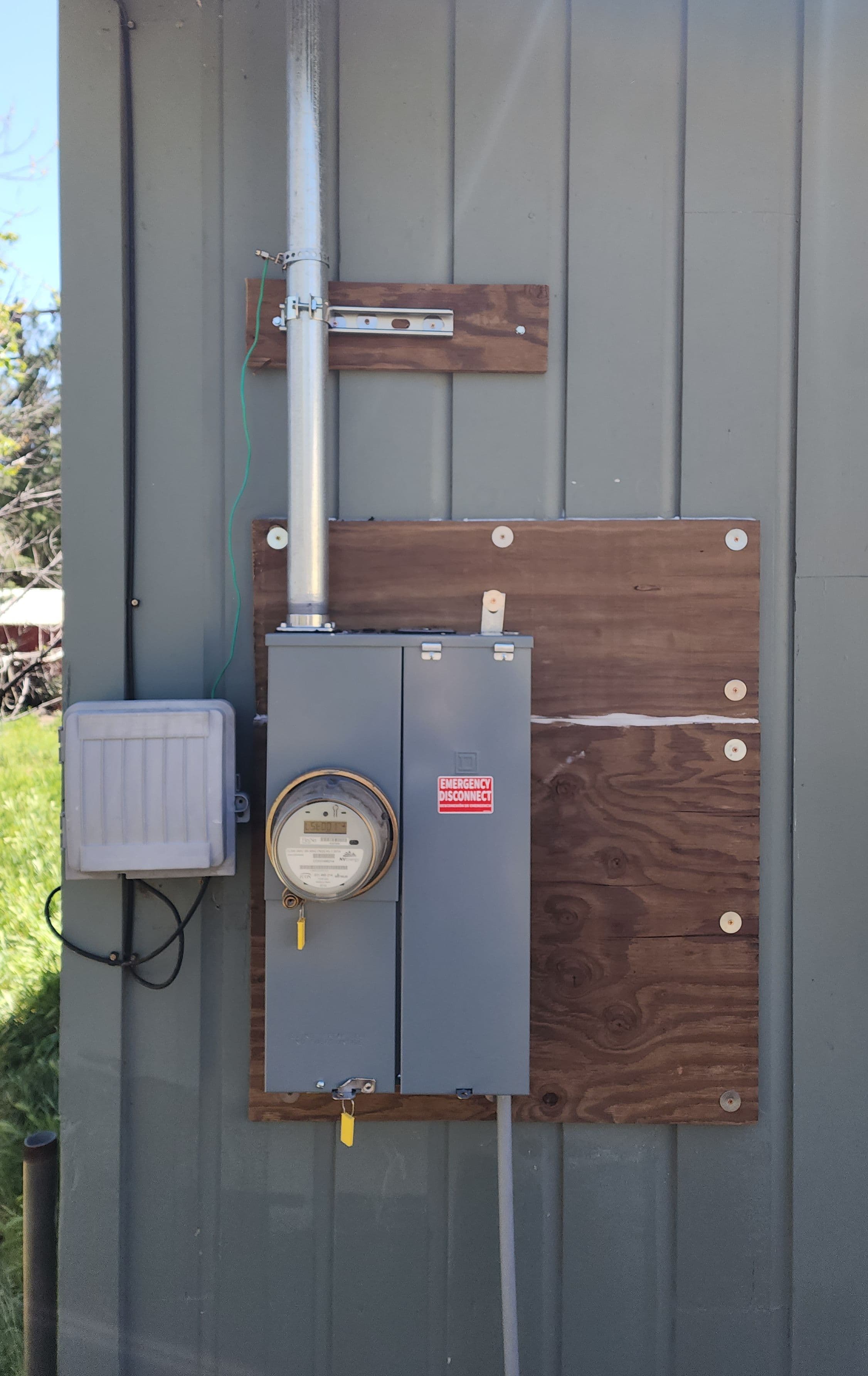 Project Old Fuse Panel Replaced With a 125 Amp Square D Upgrade image