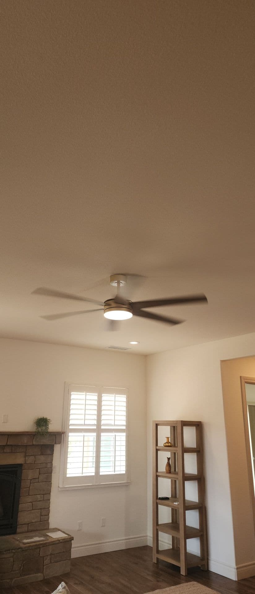Gallery photos for Pendant Lights, Chandeliers, and Ceiling Fans That Actually Change a Room: Image #2