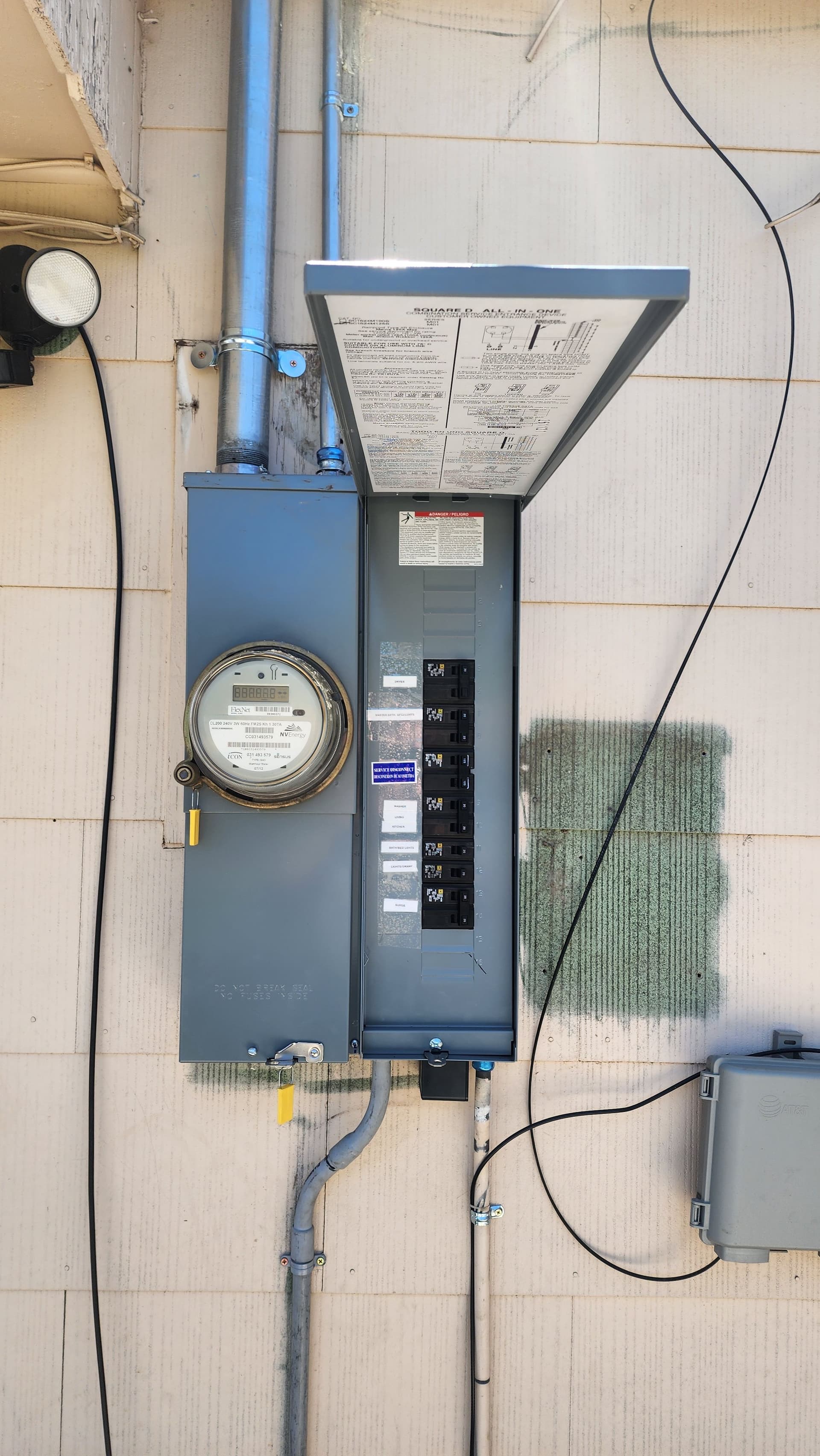 Gallery photos for 100 Amp to 125 Amp Panel Upgrade for a Safer Home: Image #1
