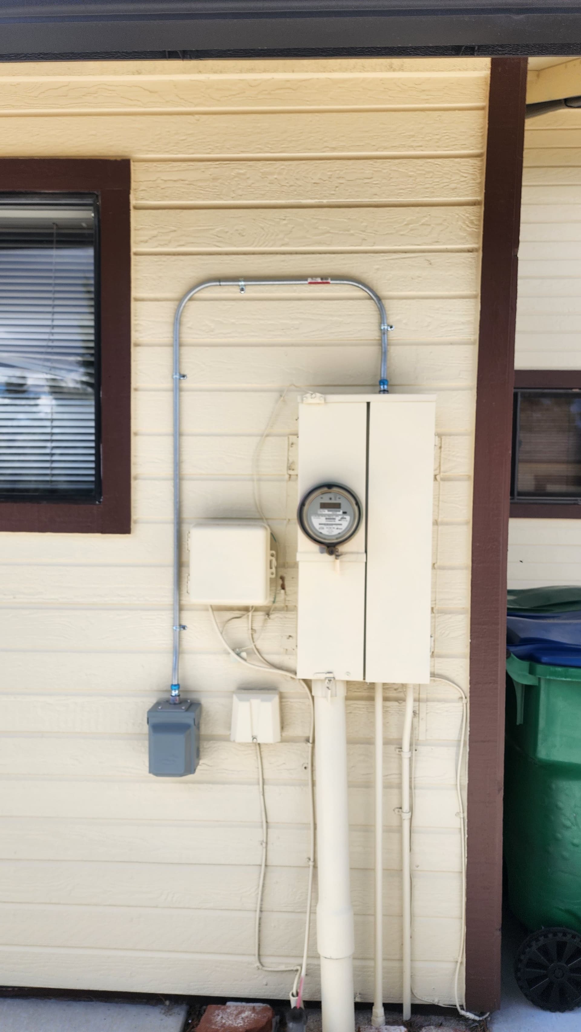 Outdoor 30 Amp RV Plug Installed Right From the Start image