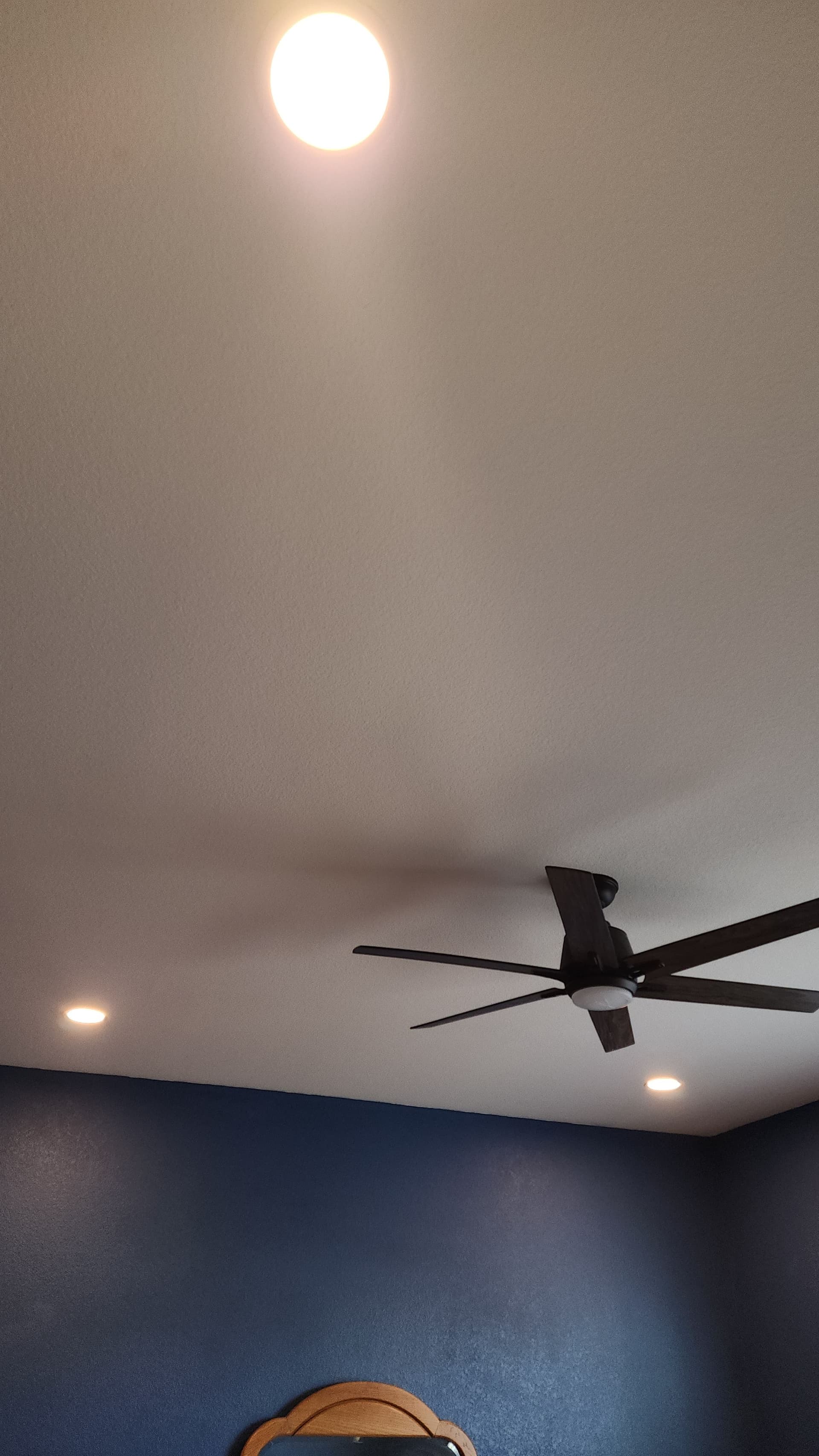 Gallery photos for Modern Lighting Installation for Cozy Spaces: Image #1