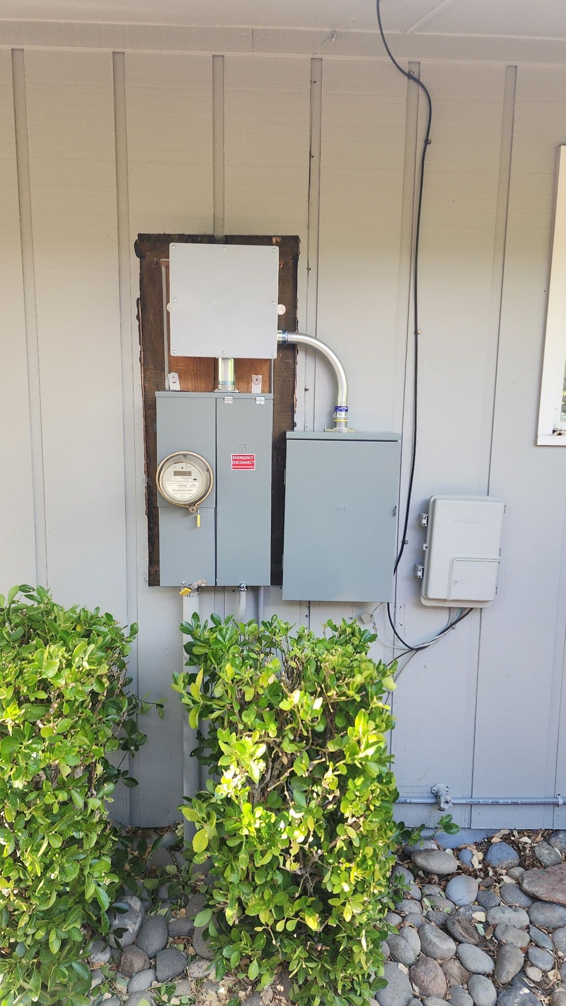 Gallery photos for Upgrade from Zinsco to Square D Panel Boosts Safety: Image #1