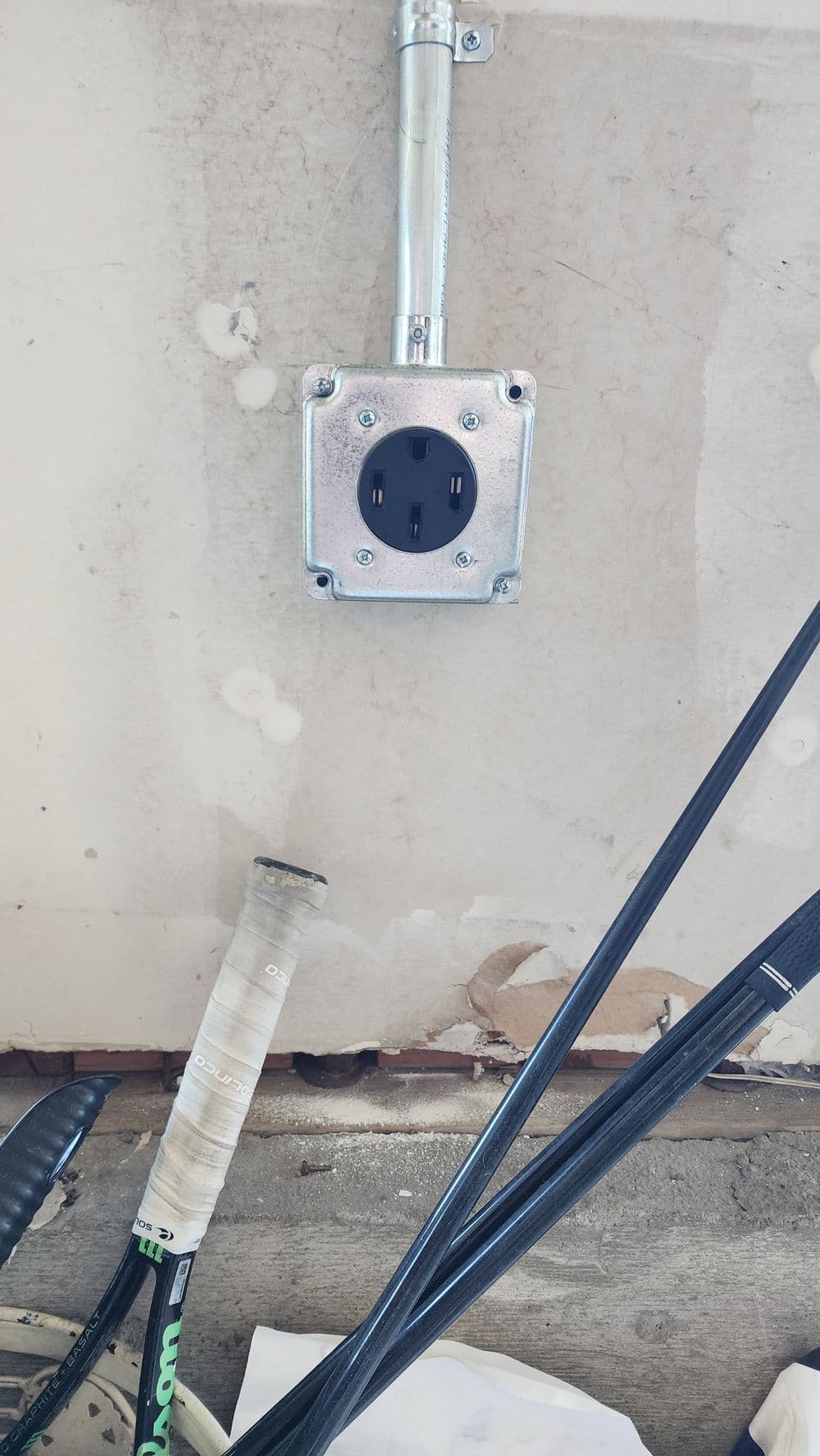 Gallery photos for EV Charging Convenience Installed in Reno: Image #2